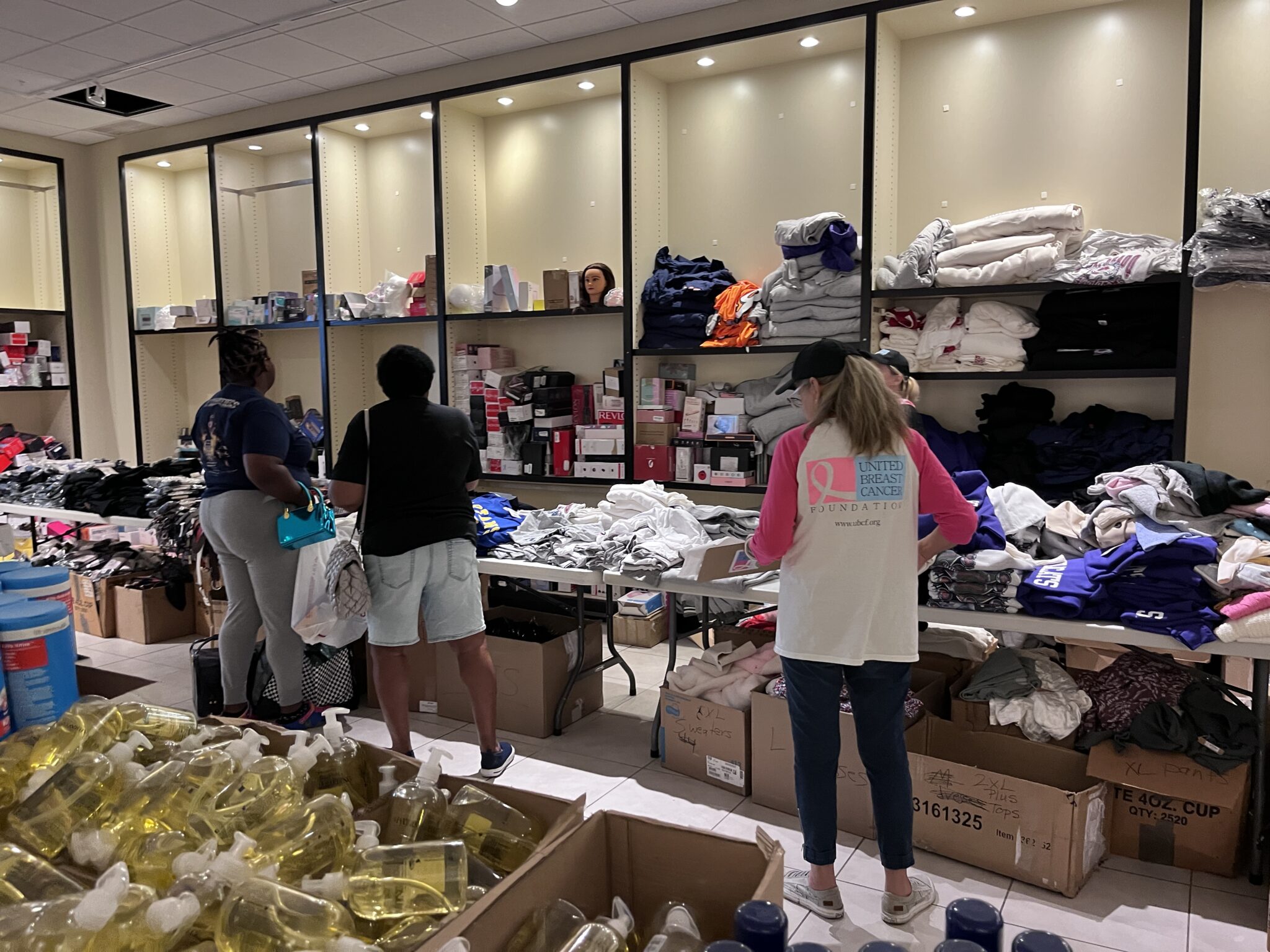 United Breast Cancer Foundation's Mattress and Pink Bag Event Gifts